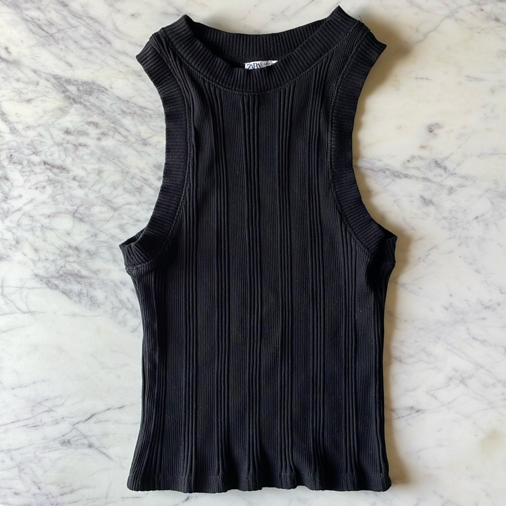 Zara Women’s Racerback Black Tank Size Medium
